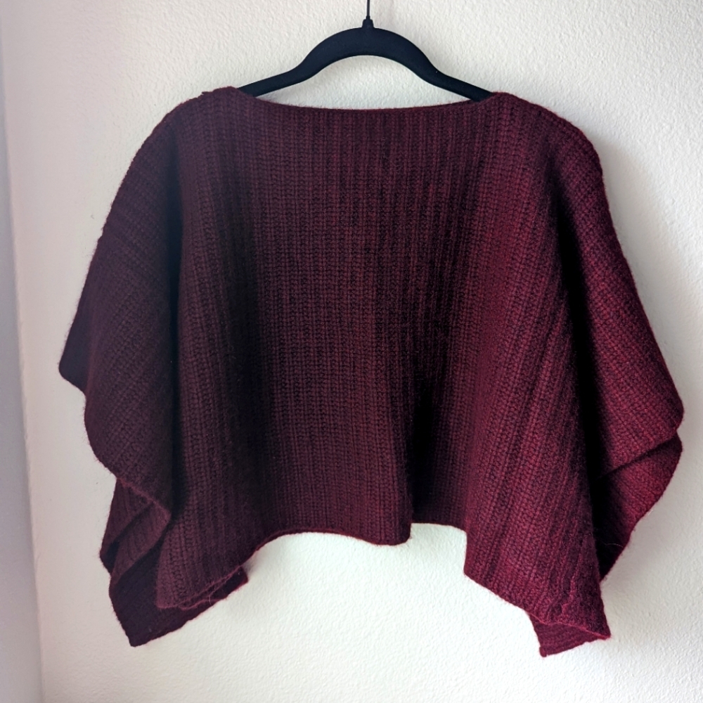 Burgundy NWT 100% Cashmere Henri Bendel Ribbed Cape Fall Cozy Luxury Vibes